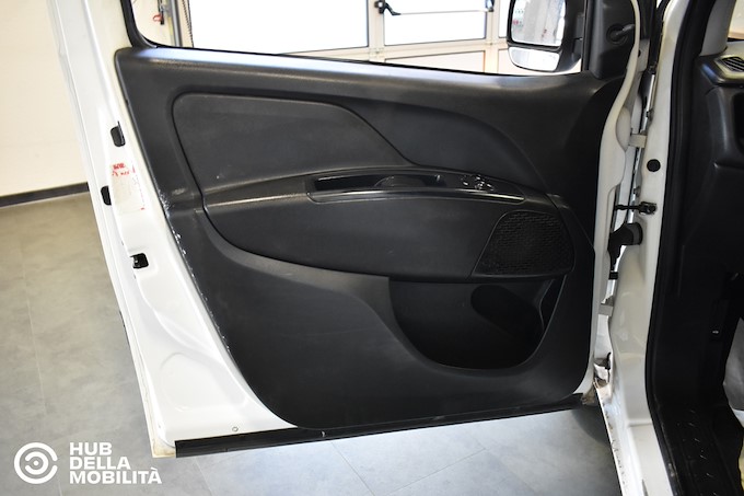 FIAT Doblò 1.4 T-Jet Natural Power PL-TN Cargo Maxi Lamierato SX
